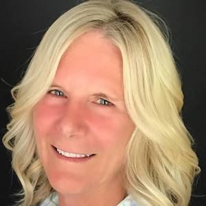 Meet your Posher, Gayle